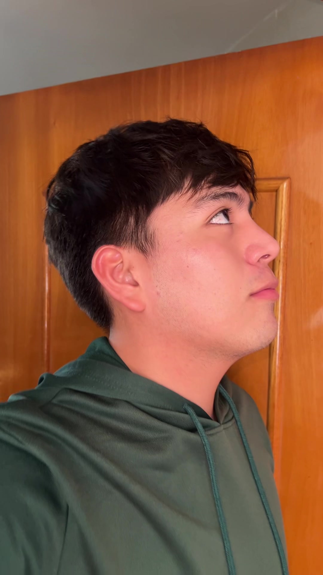 @C H A R L Y J O N A T H A N