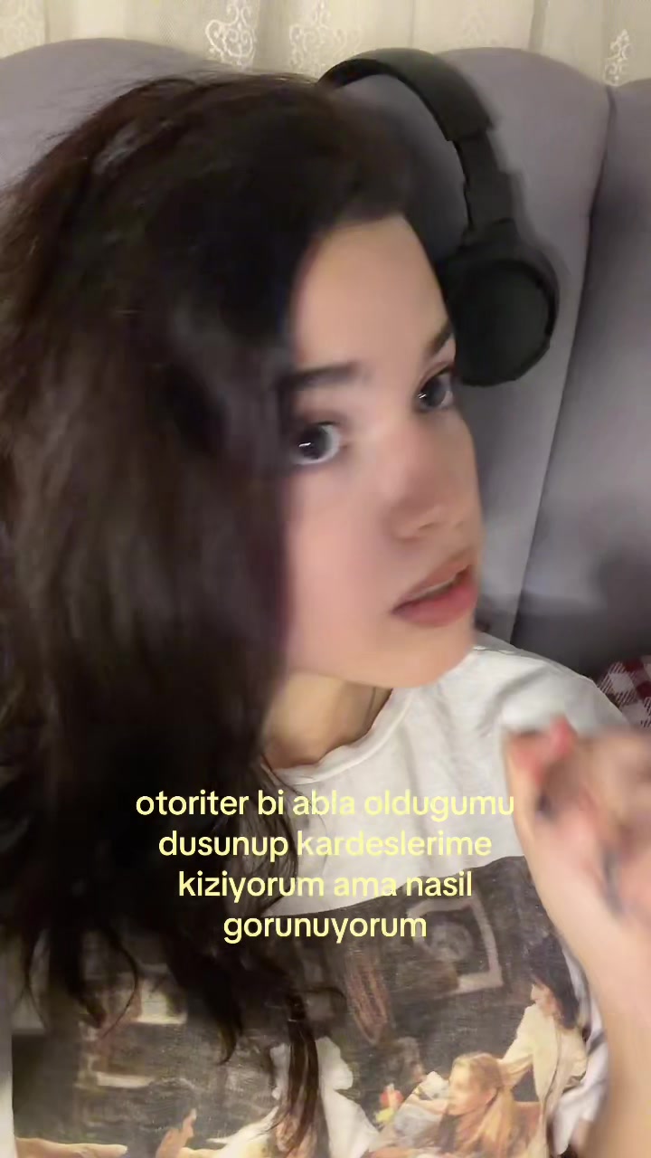 @ela ✩‧₊˚