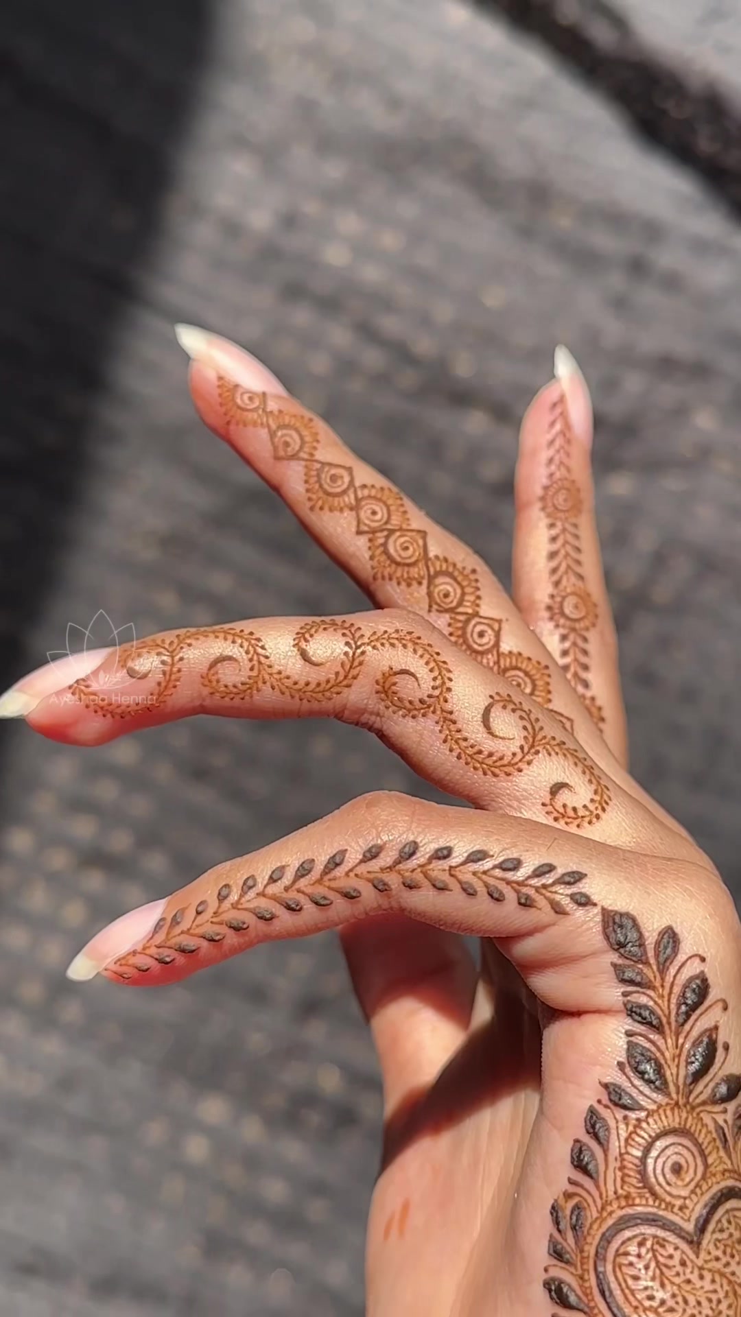 @Ayeshaa Henna