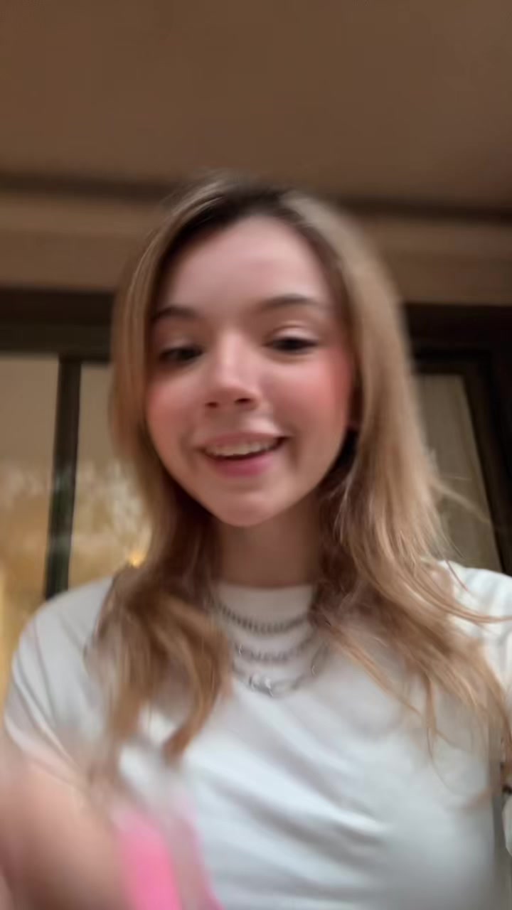 @clara_chiapero