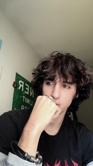@stinkypoopydoodoofarts