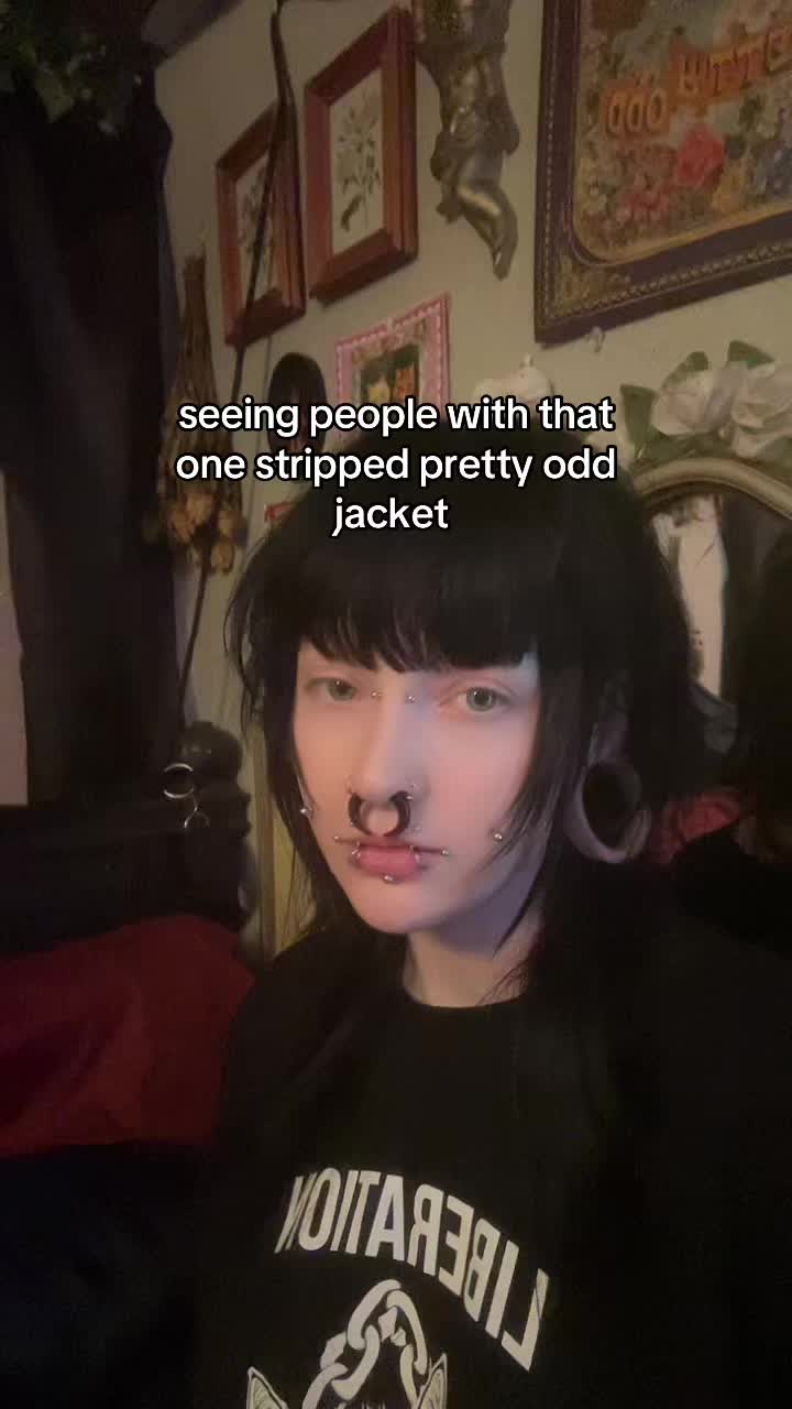 @audreysaysmeow
