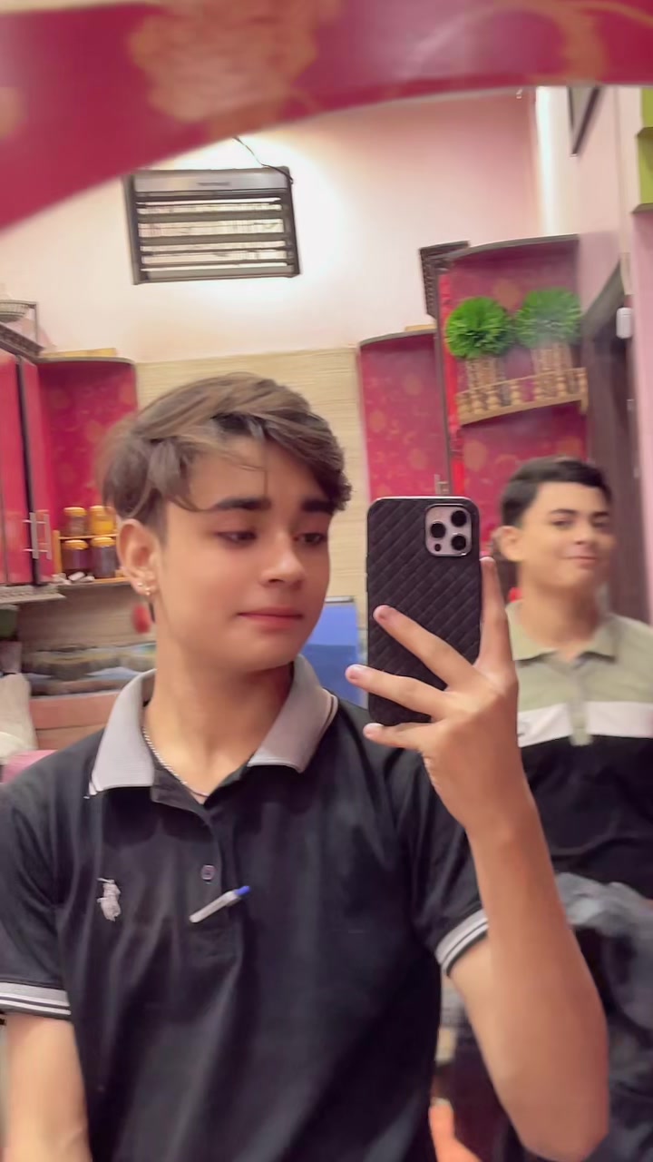 @H🌚9