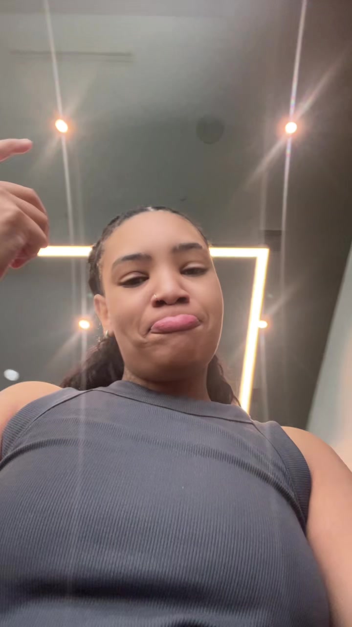 @Kc.