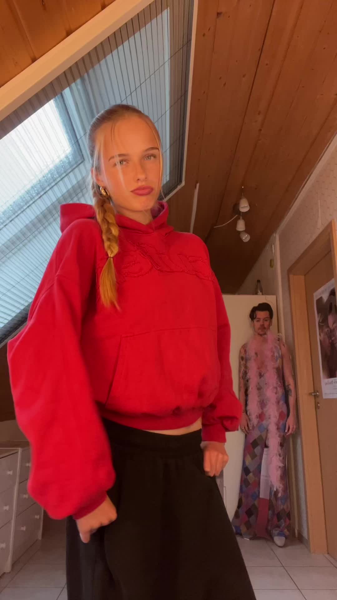 @Lena