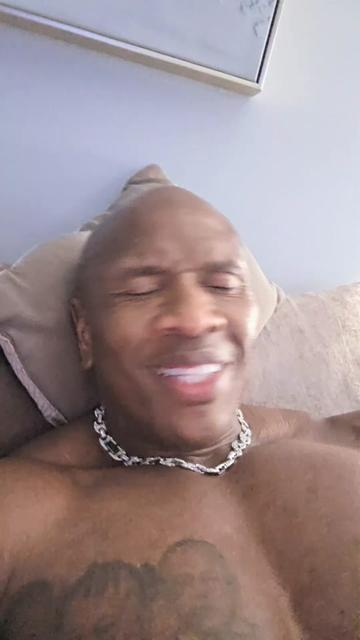@Bigback