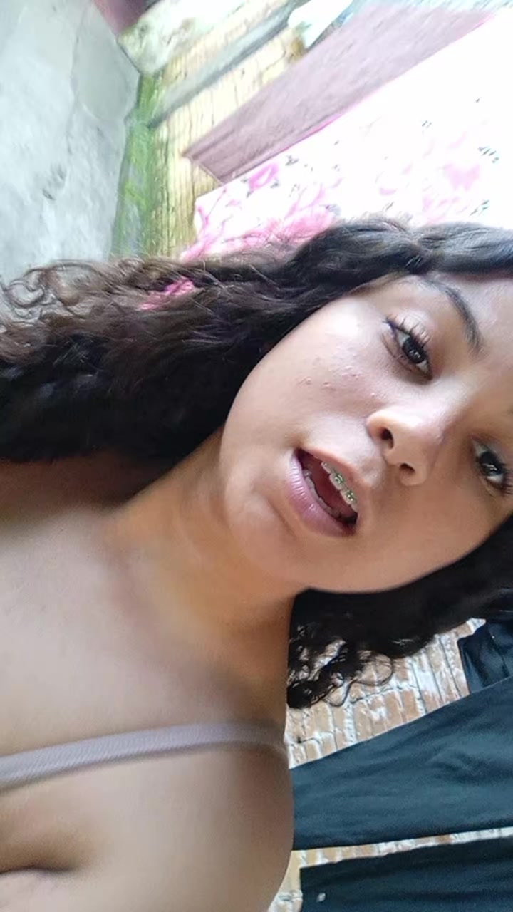 @anavihh