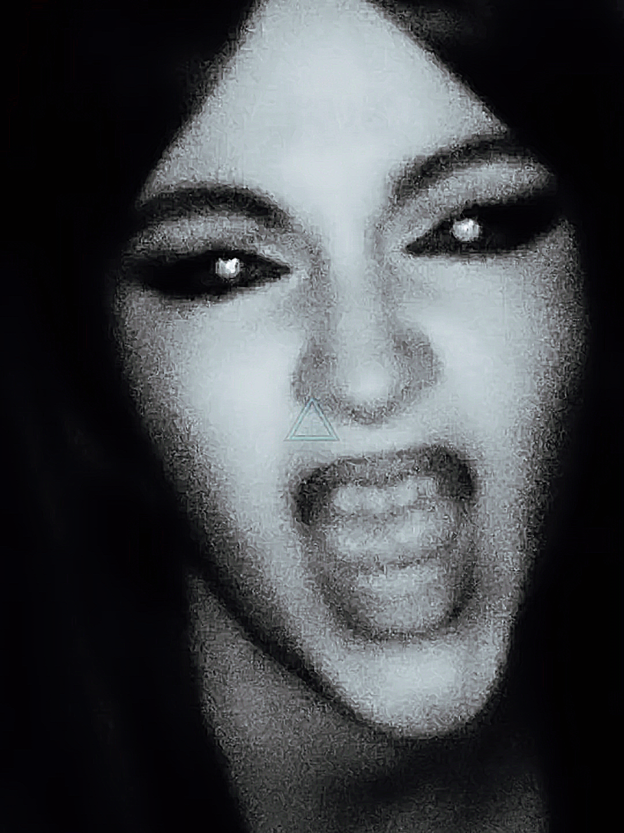 @ℳ∆lº⃤