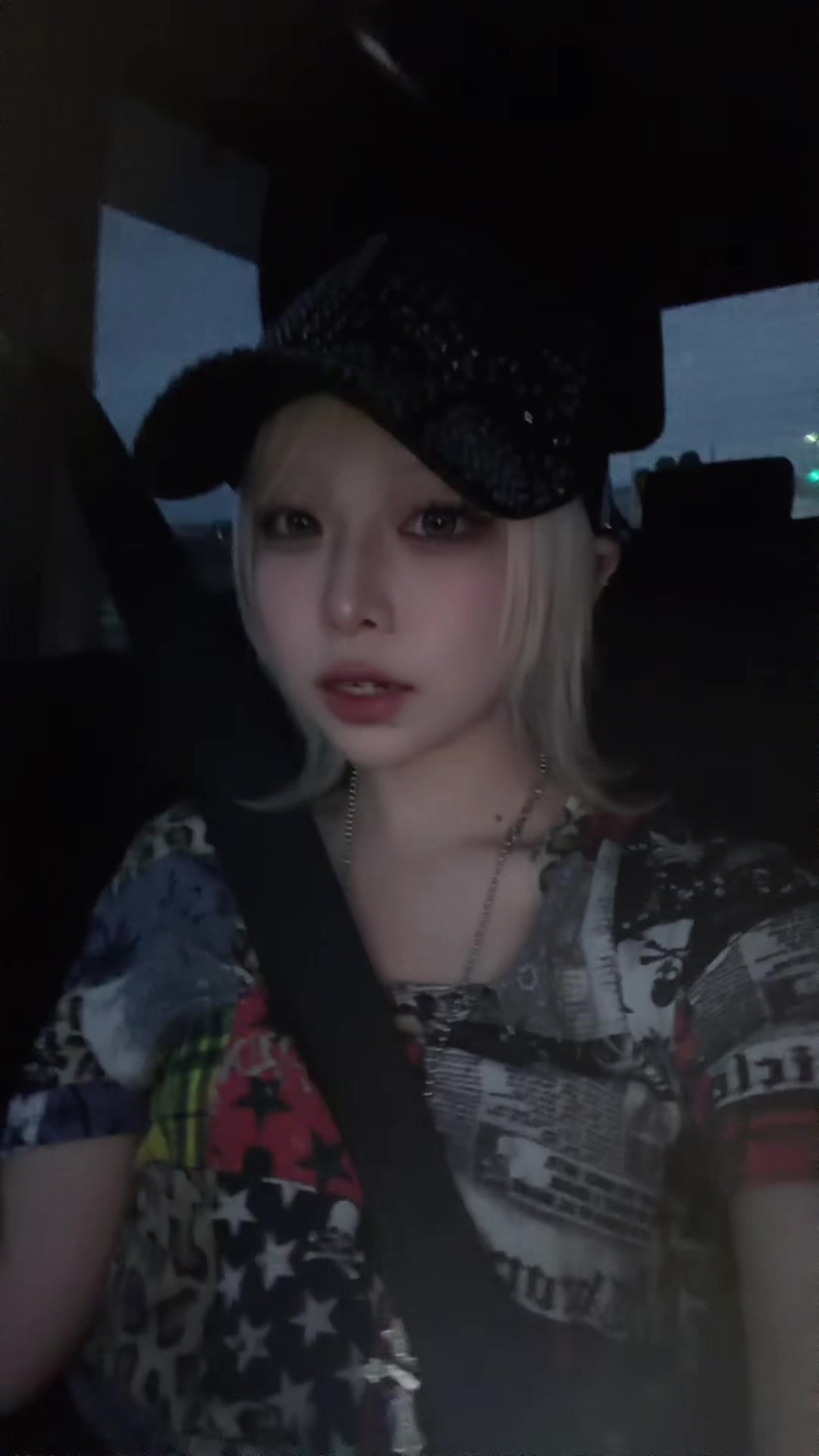 @ウル☦︎︎