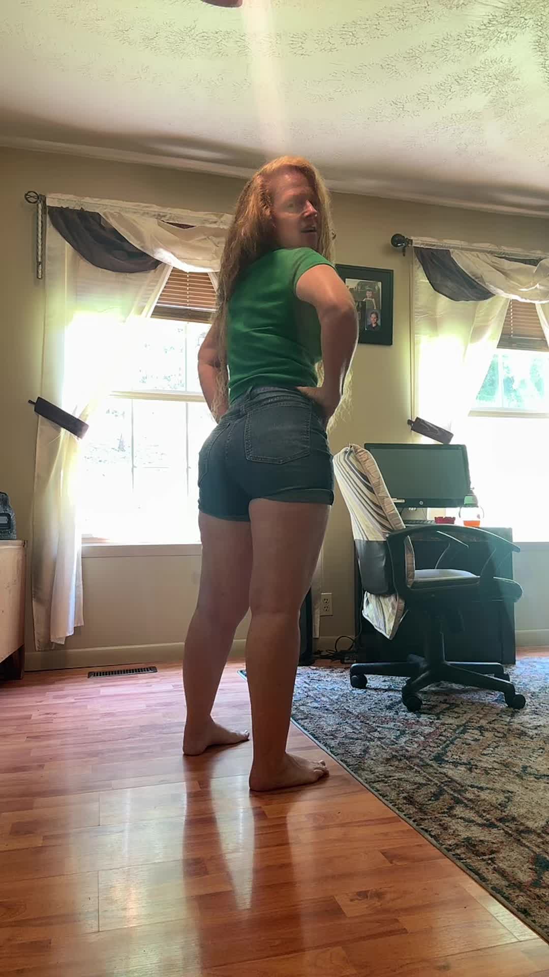 @Gg