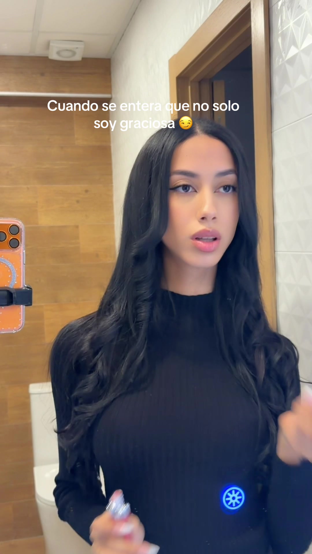 @🧚🏼&zwj;♂️