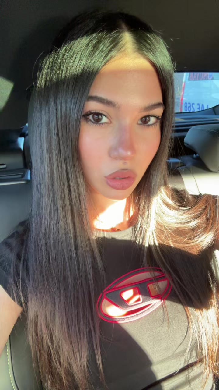@ElaaO
