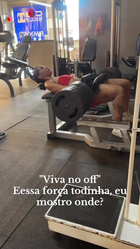 @Naiara Marques
