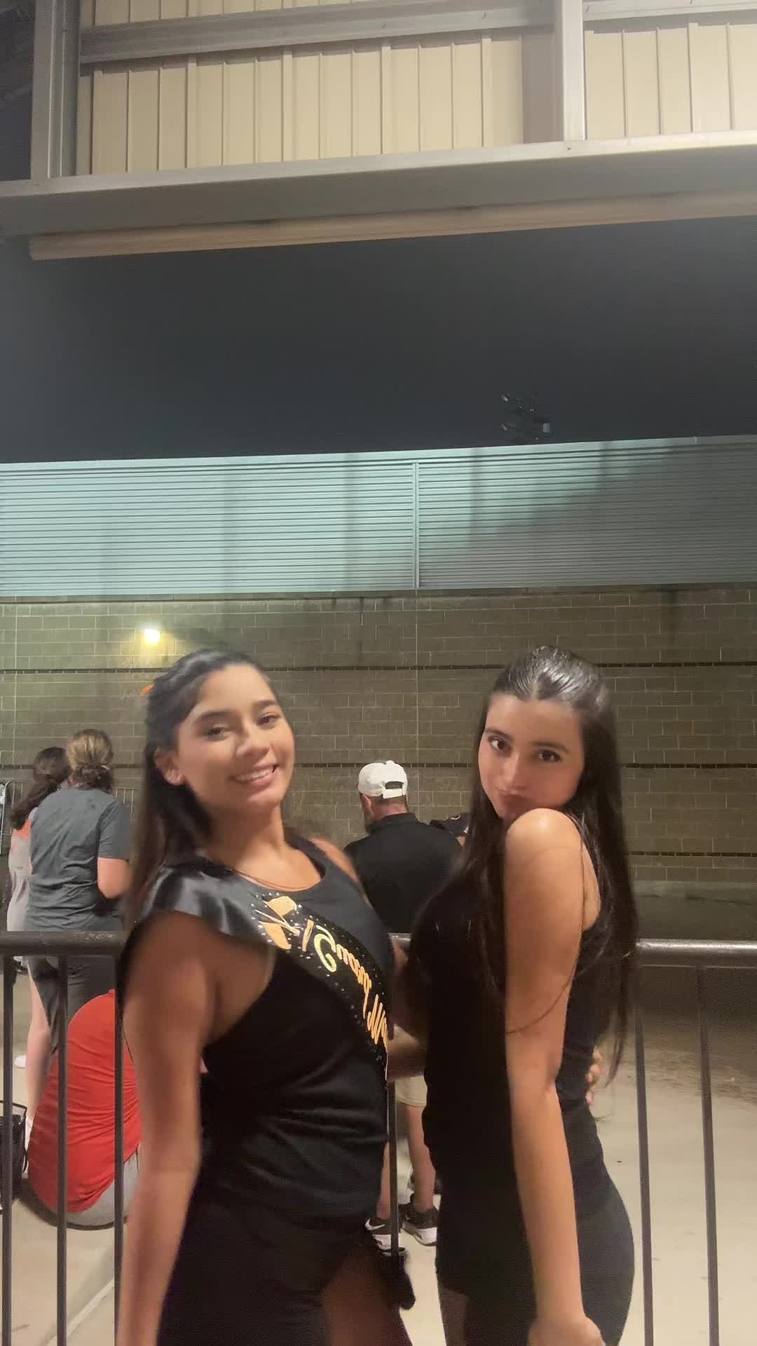 @Theyluvgabba