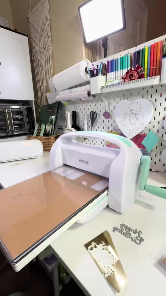 @Rochelle | Creative Designer
