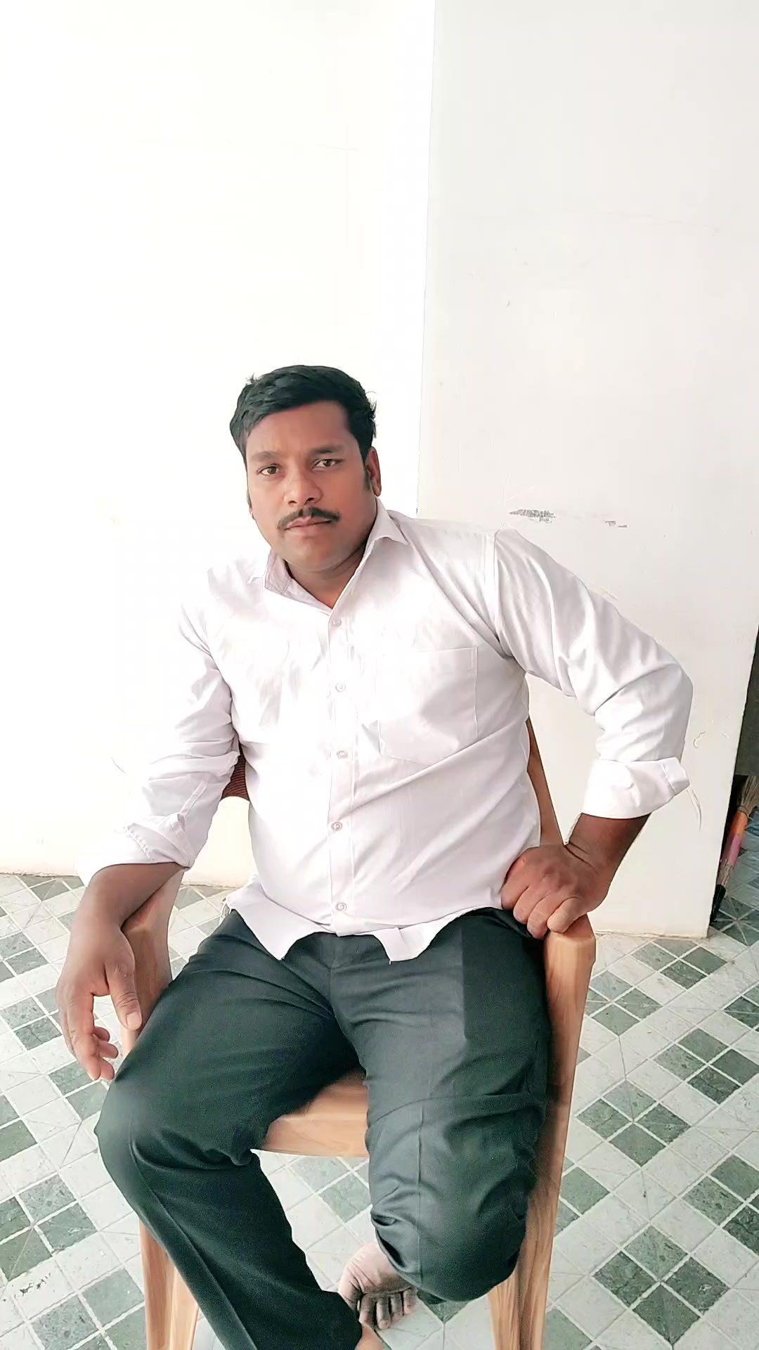 @Laxman Mayalu