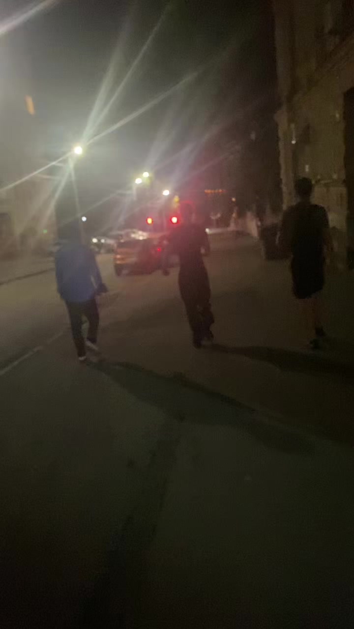 @денис
