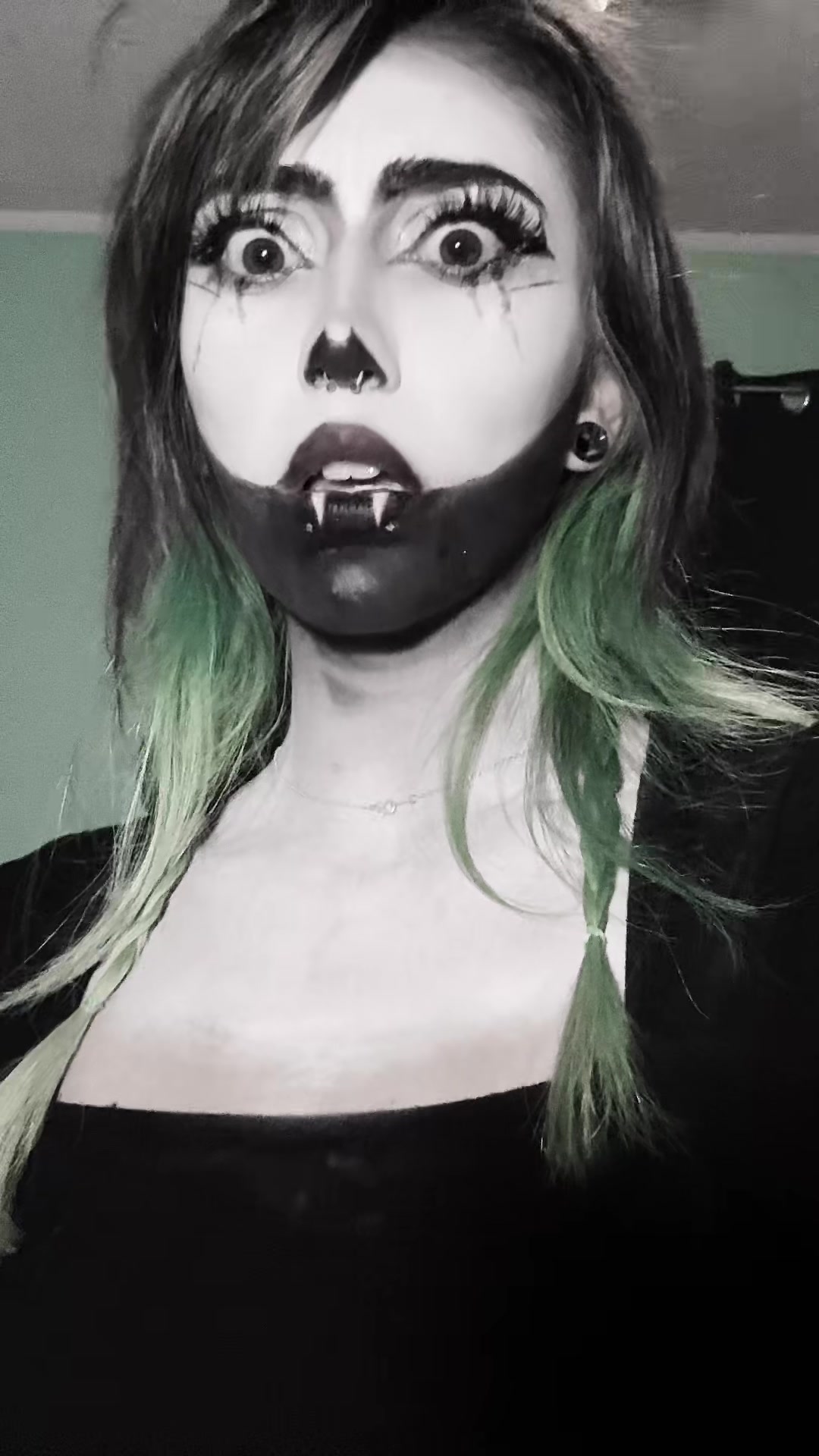 @Rhy