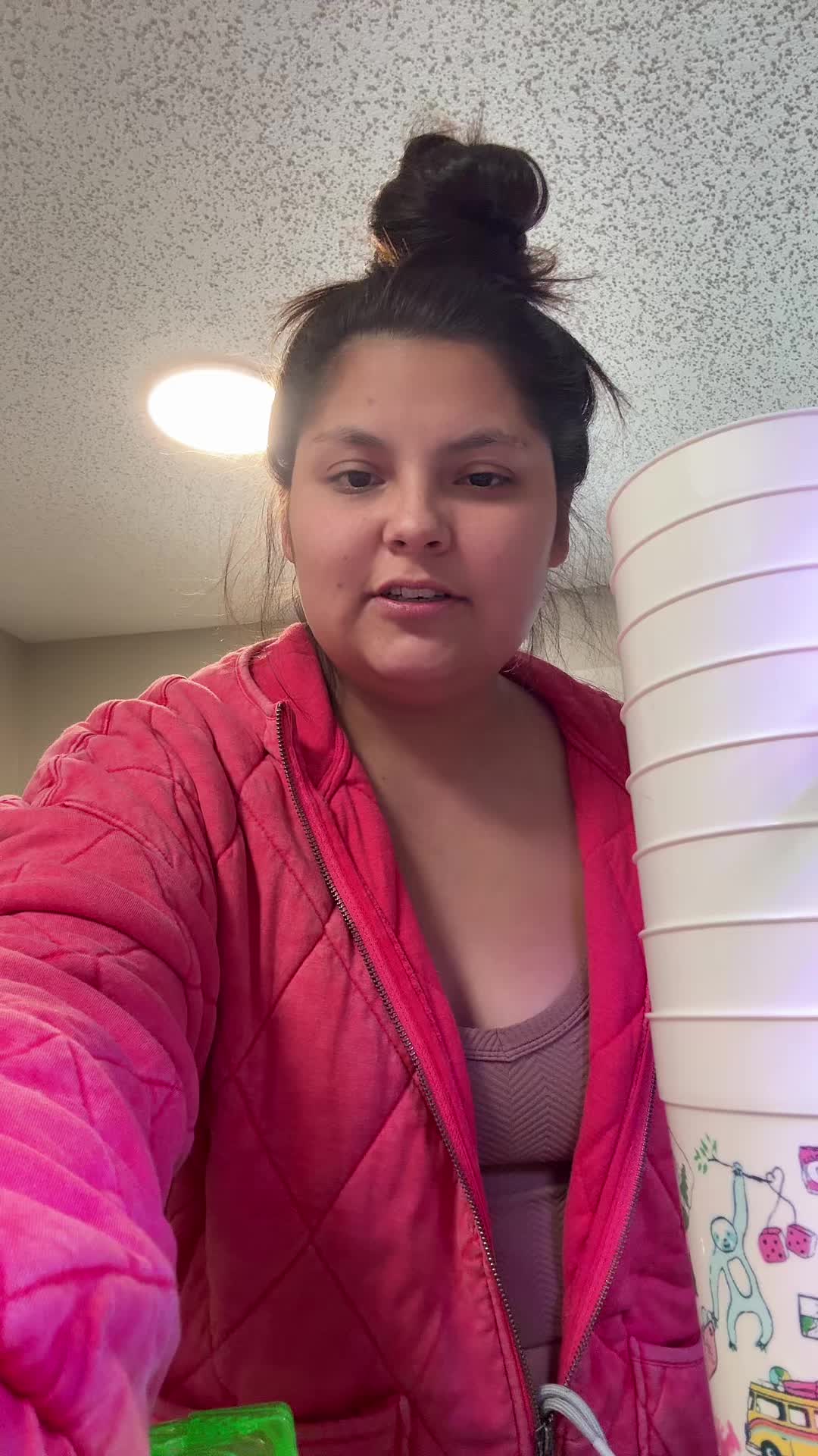 @HalleThomasss