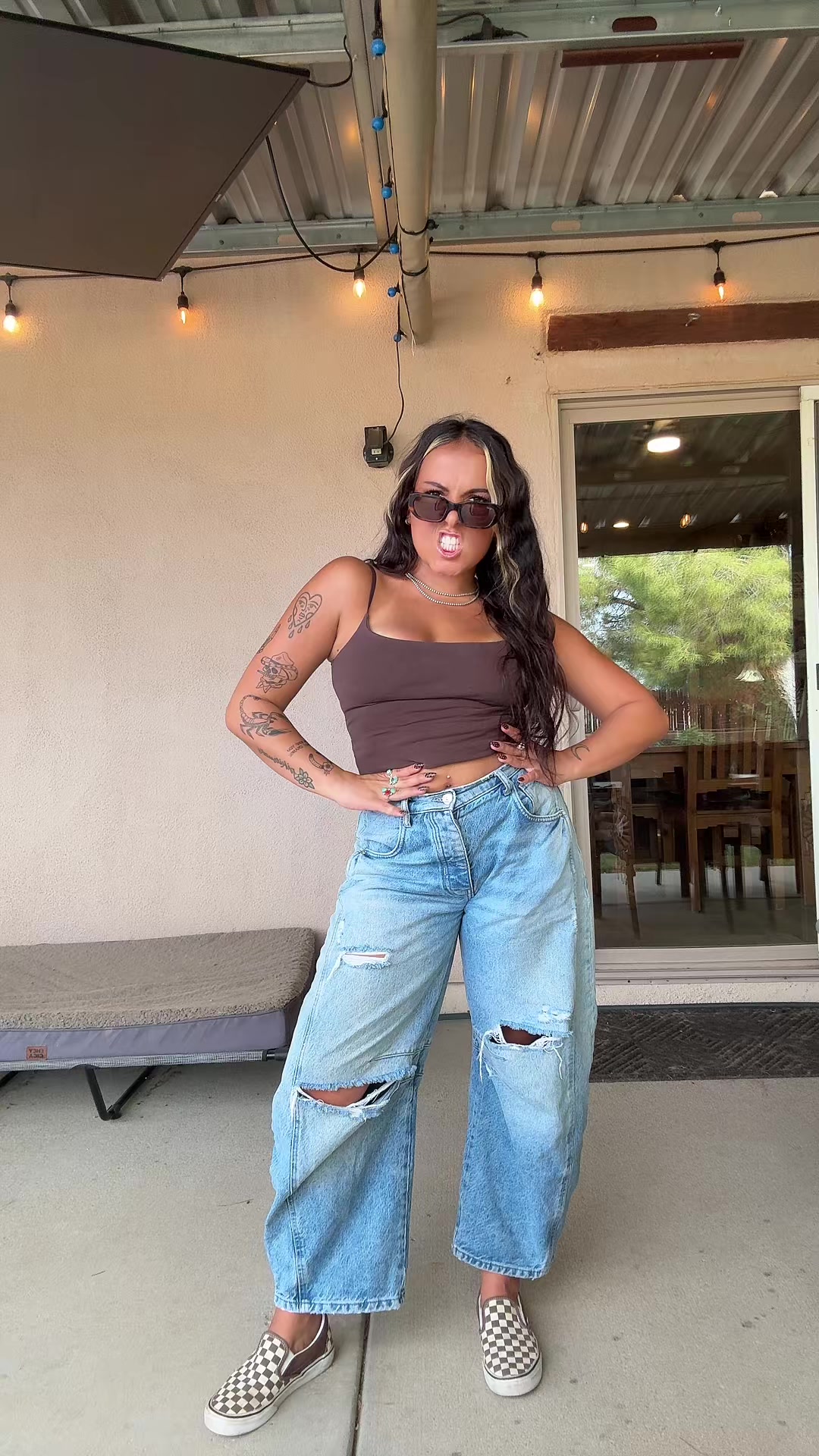 @pikivids_