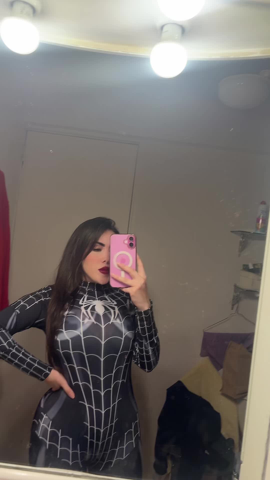 @Saragonss