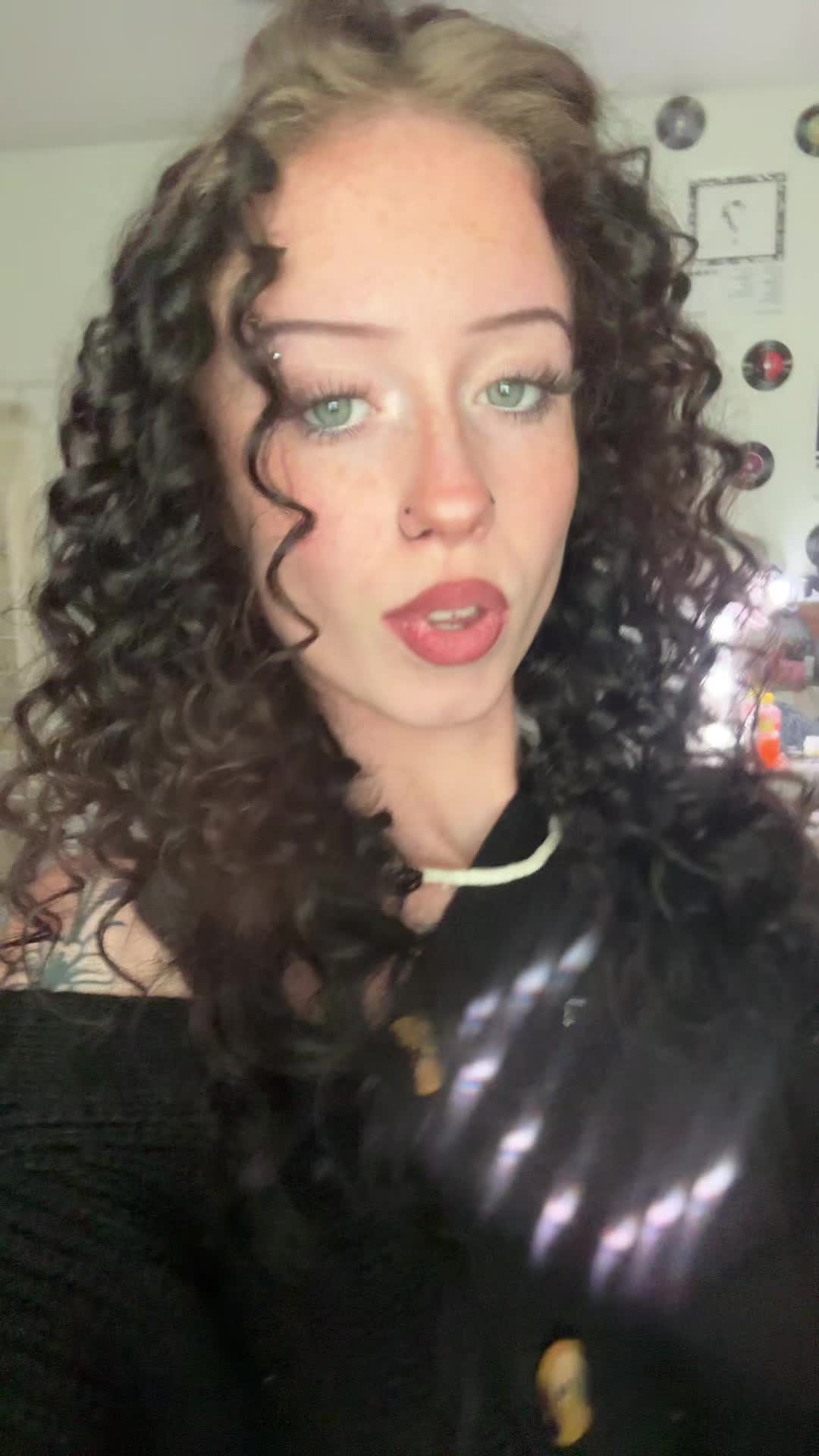 @comehelpmads