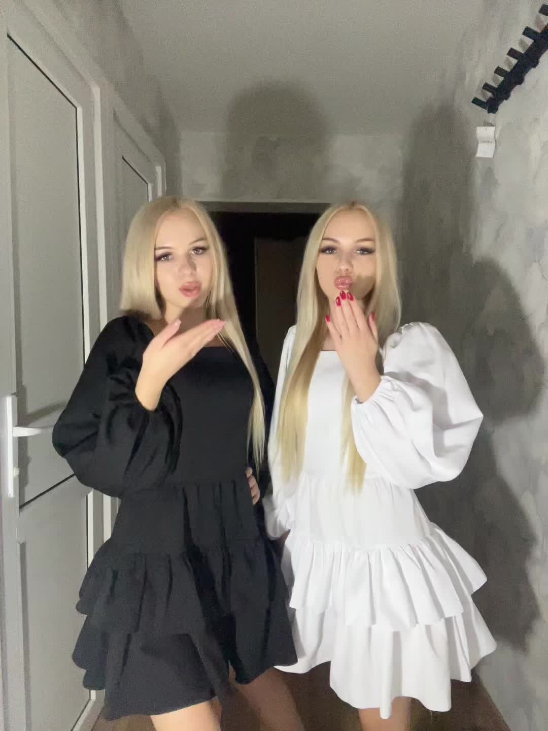 @близняшкины