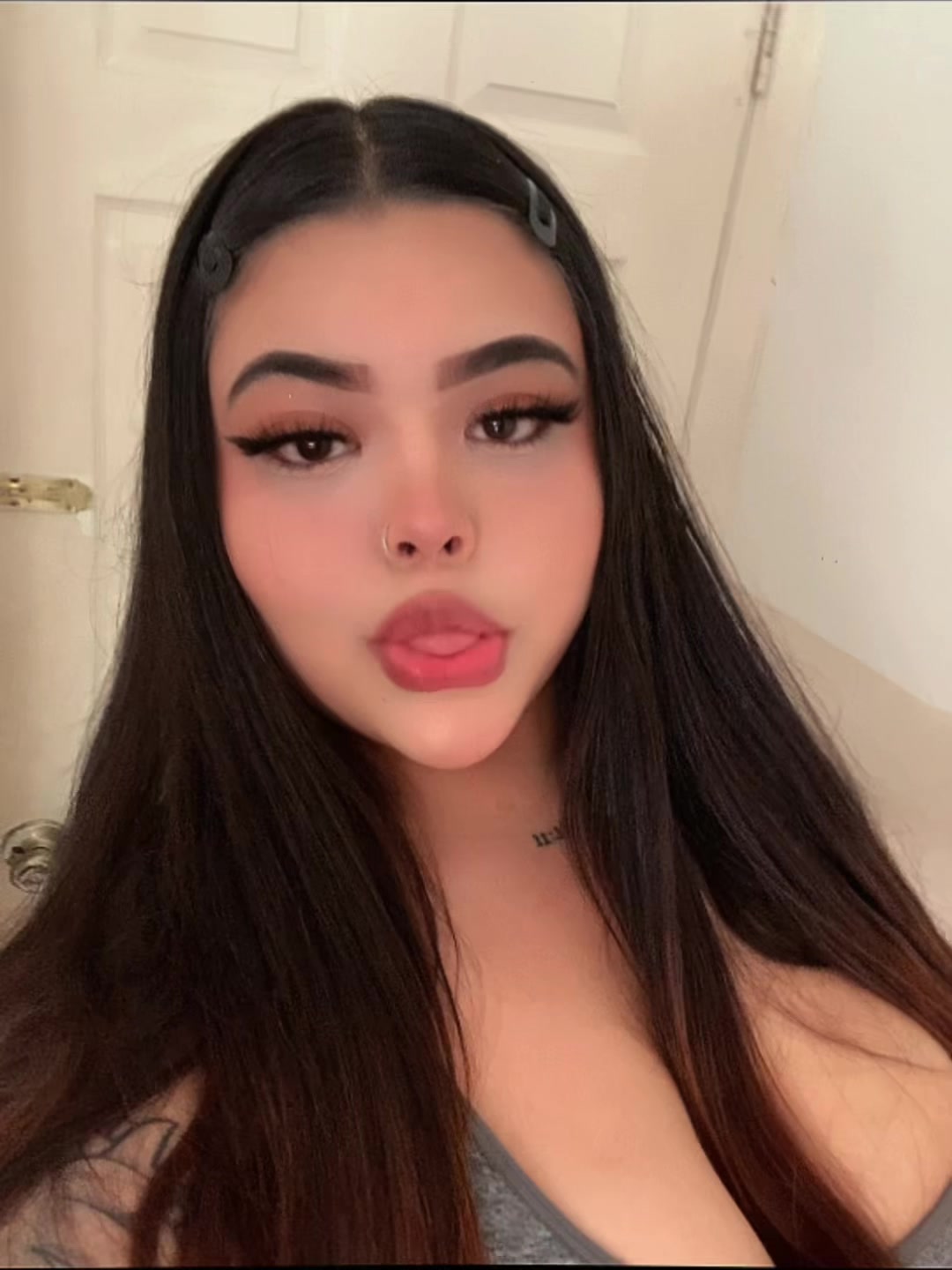 @Binthyaaa