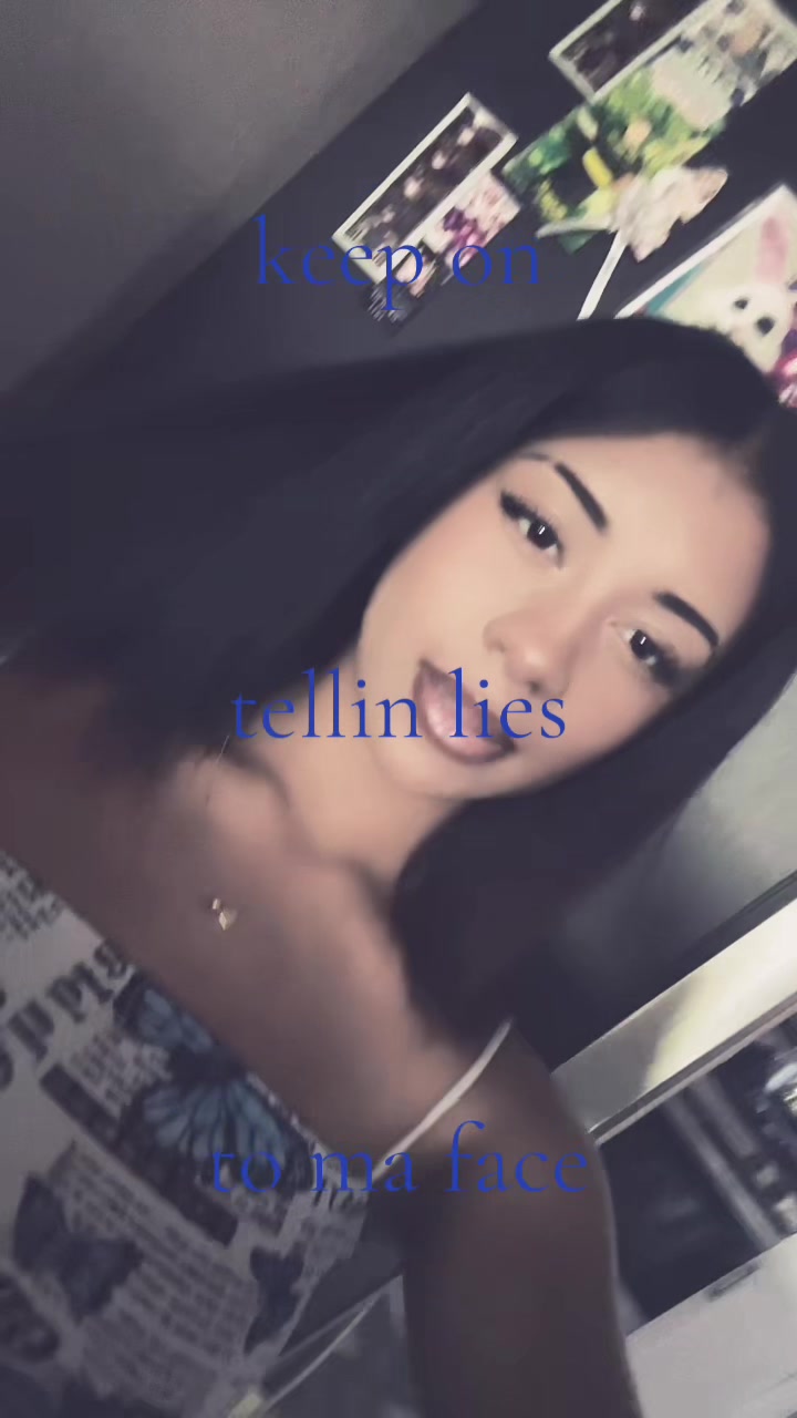 @👾