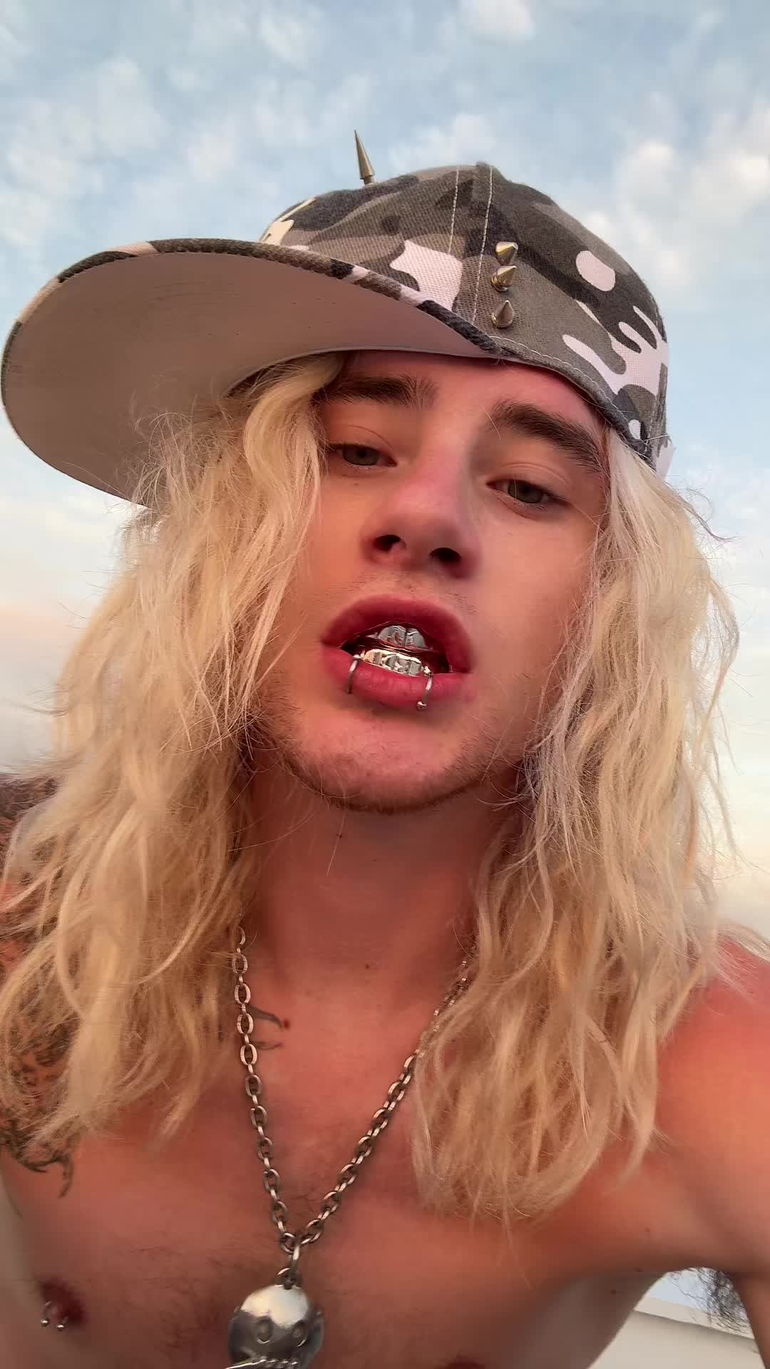 @🤹🏻
