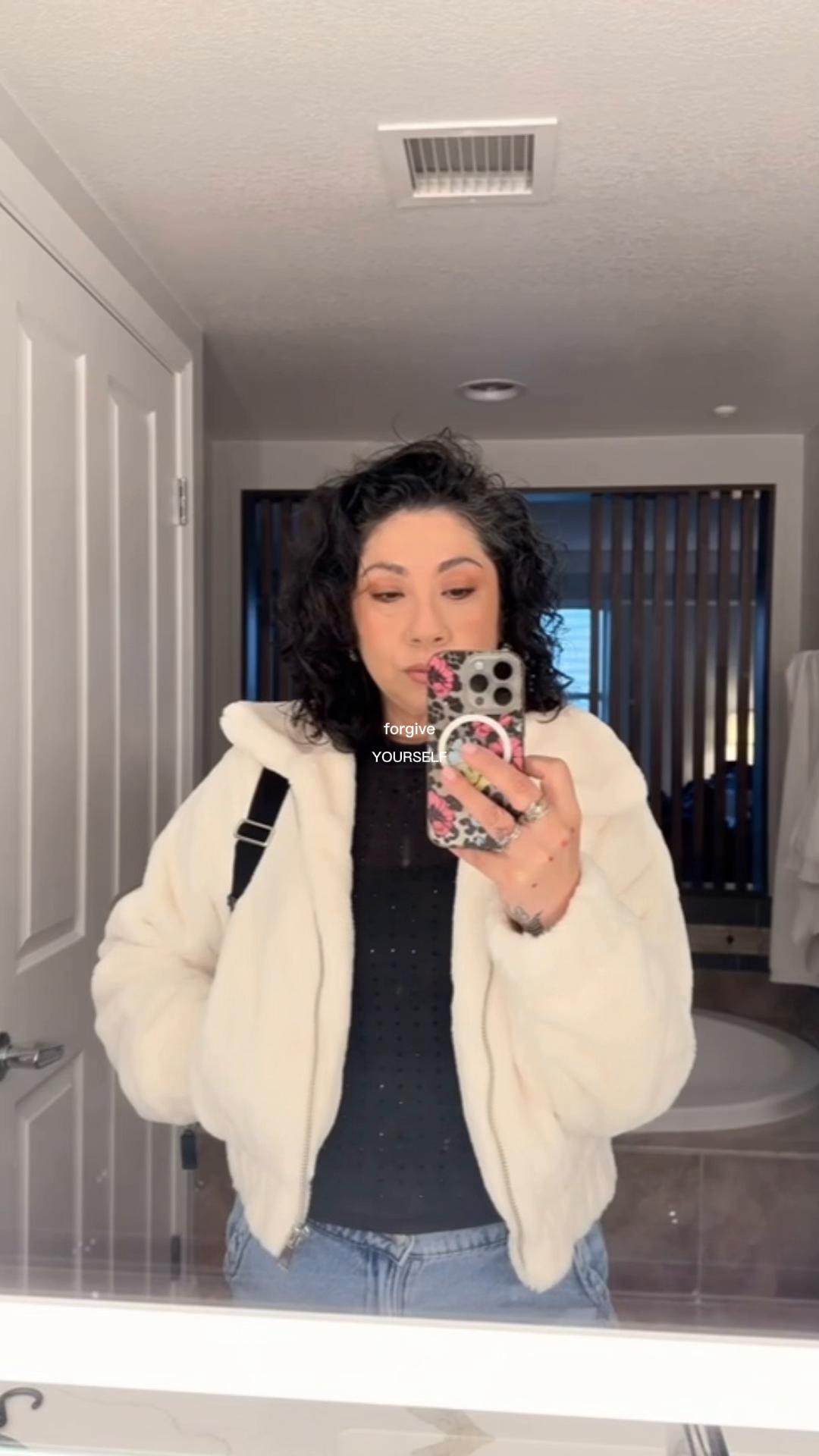 @Monica Molina