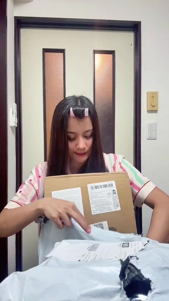 @🇲🇲YOON NADI🇯🇵(ウインワアウン)