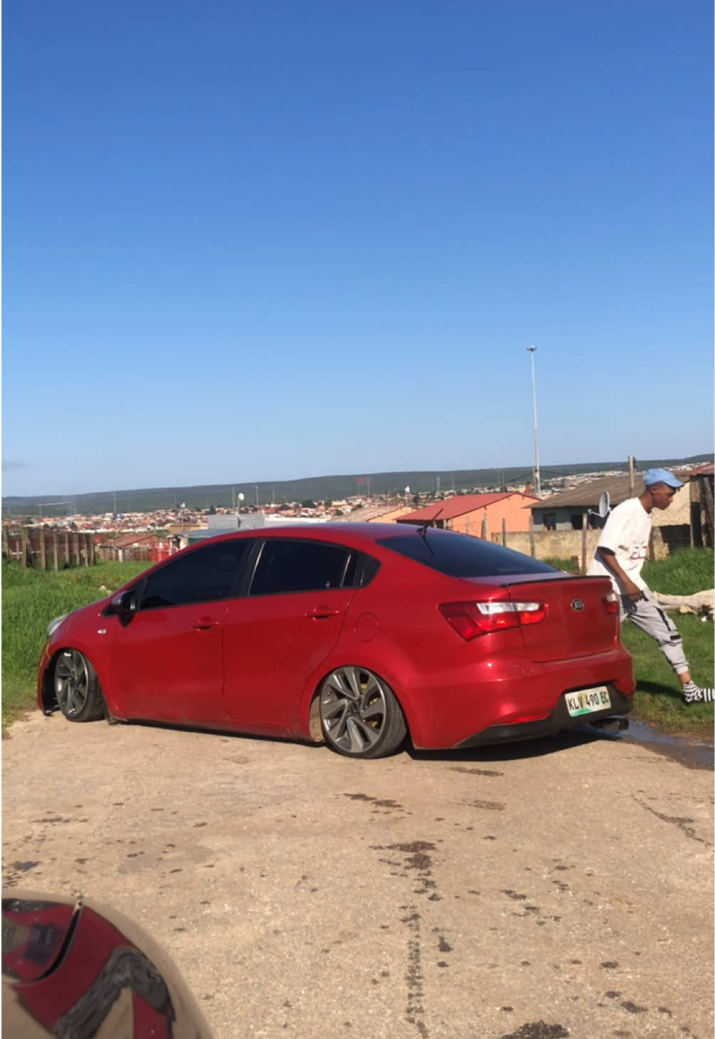 @jevaneo_bagged_kia