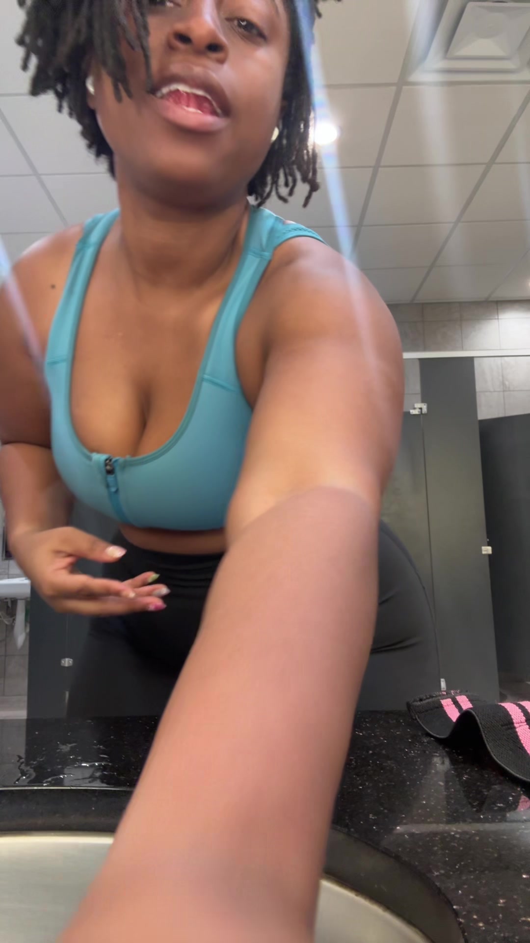 @misspassionfruitmartini
