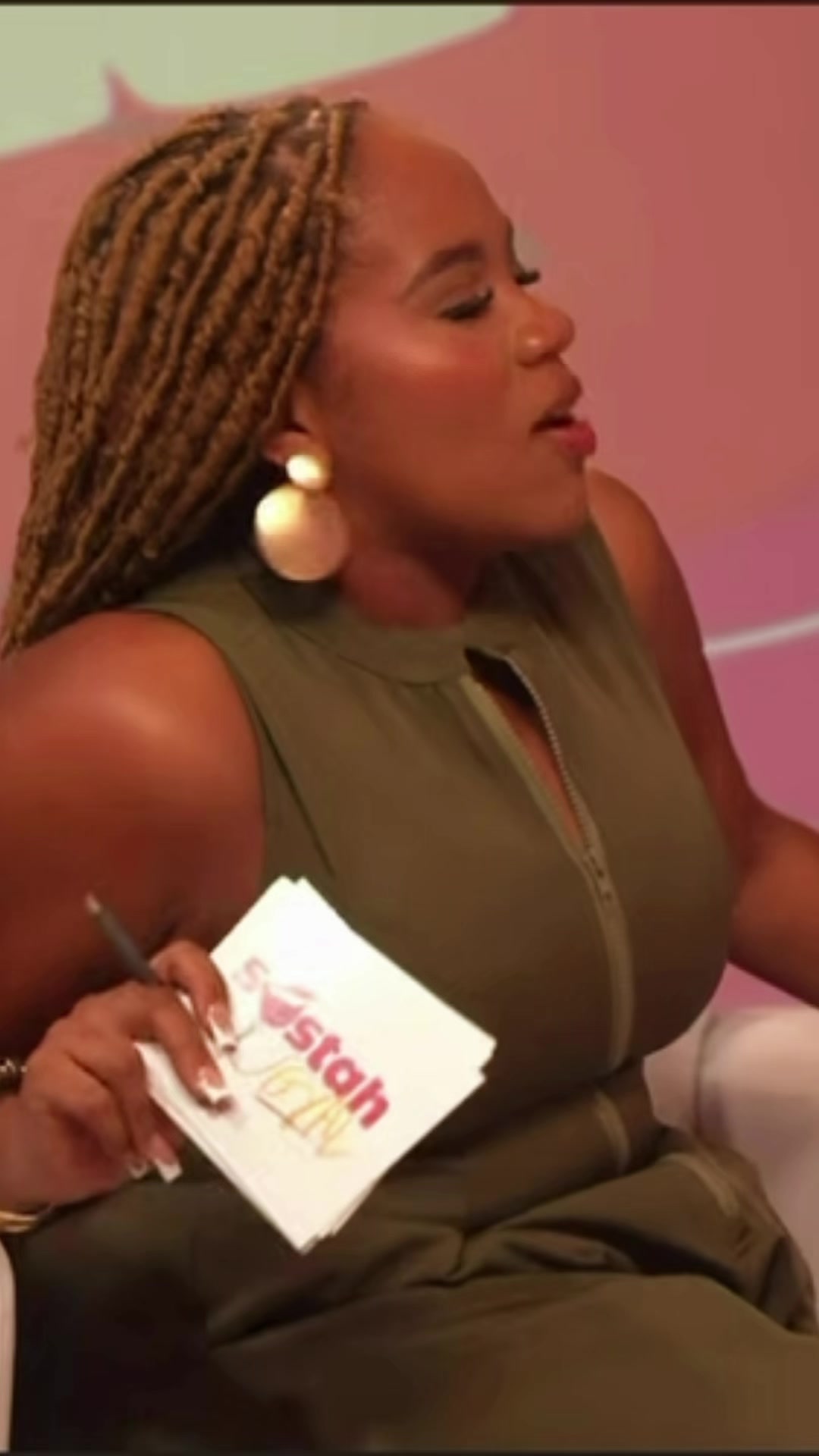 @daindraharrison