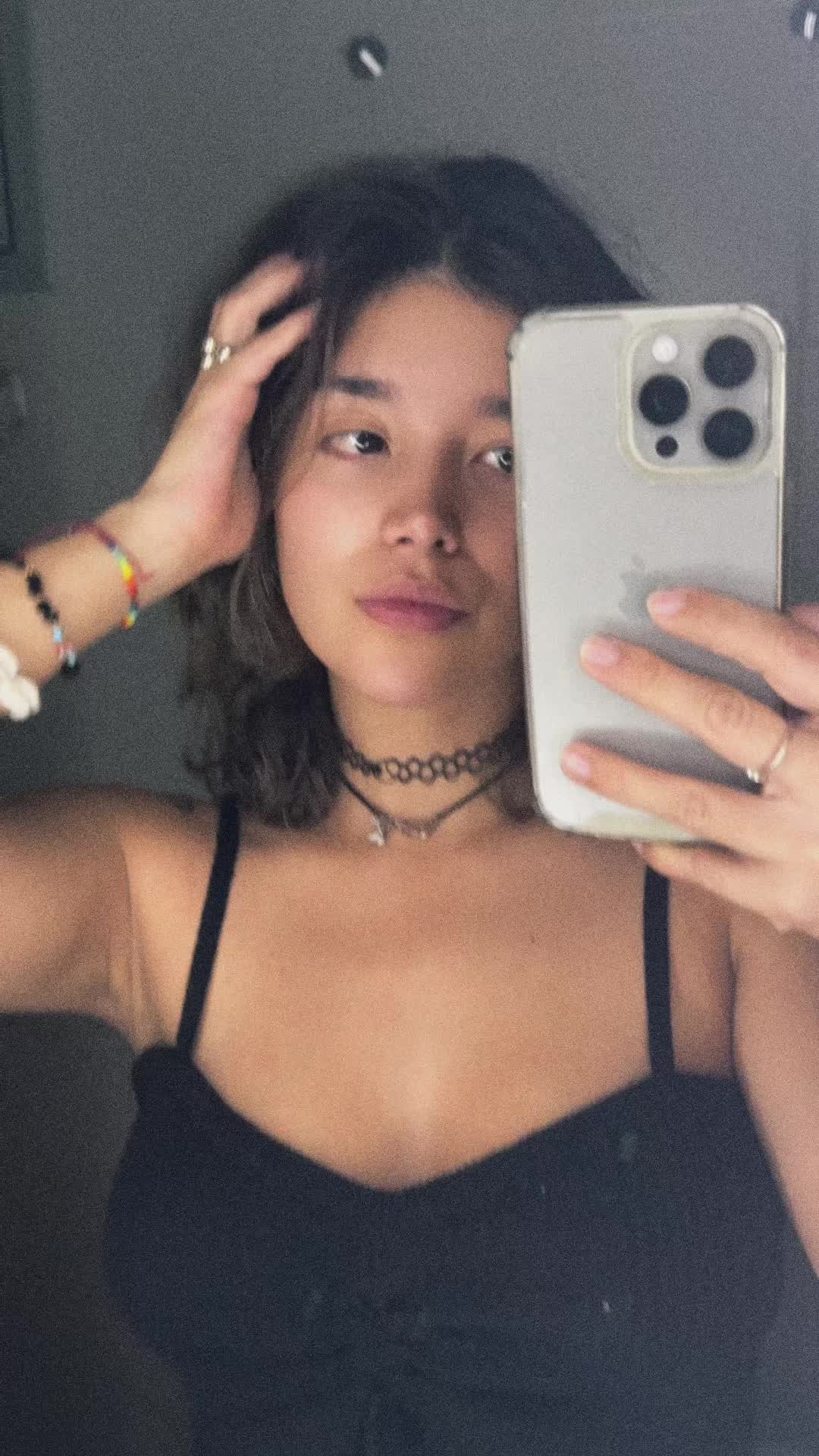 @Ariannelychee