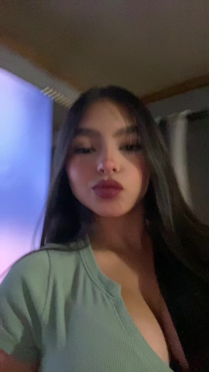 @𝒱𝒾ℴ𝓁ℯ𝓉𝓉𝒶𝒯𝒶𝒸𝒽ℴ💋