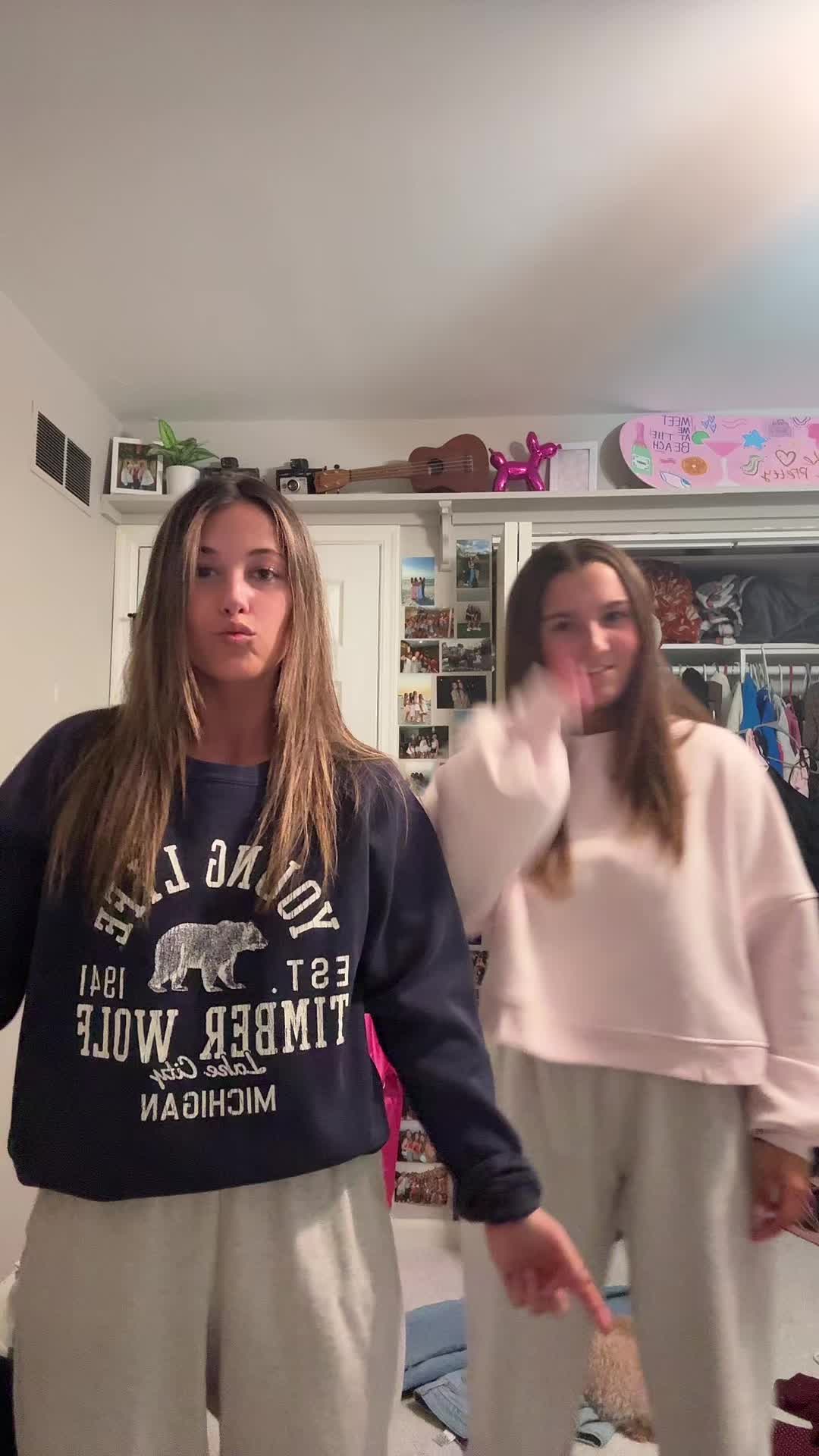 @sophie_.collins