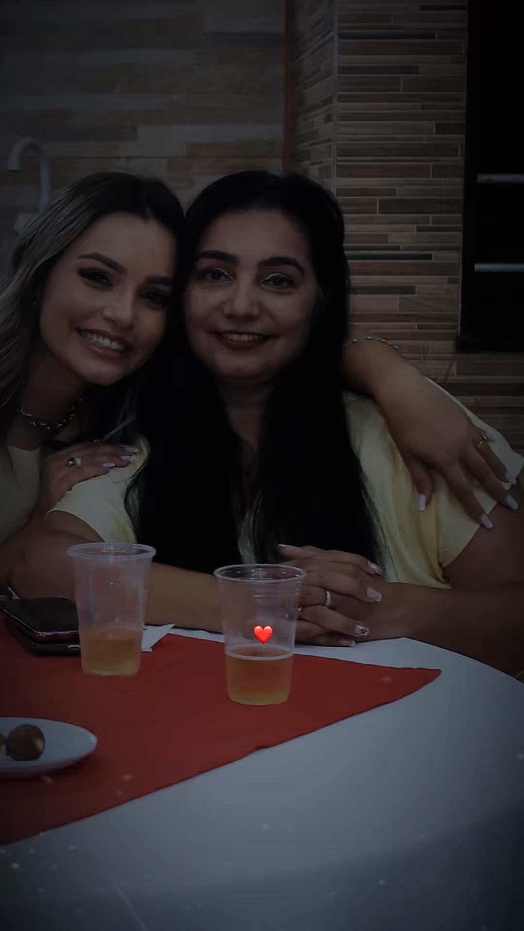 @Paula Medeiros🇧🇷✨