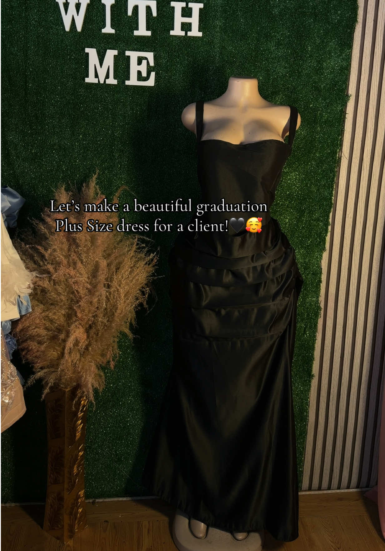 @dresswithme_sm