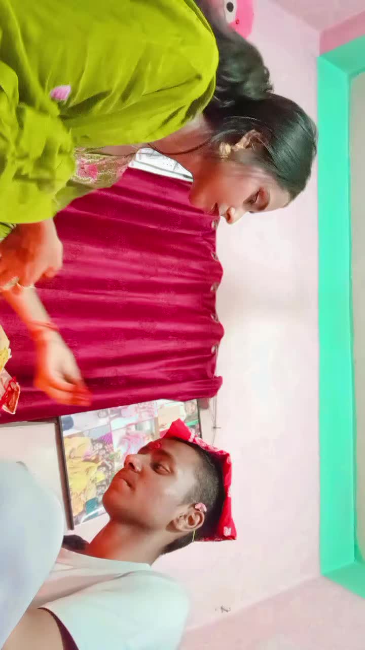 @rakhi thakur🌸🕊️