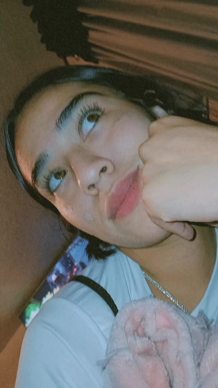 @Less🫠