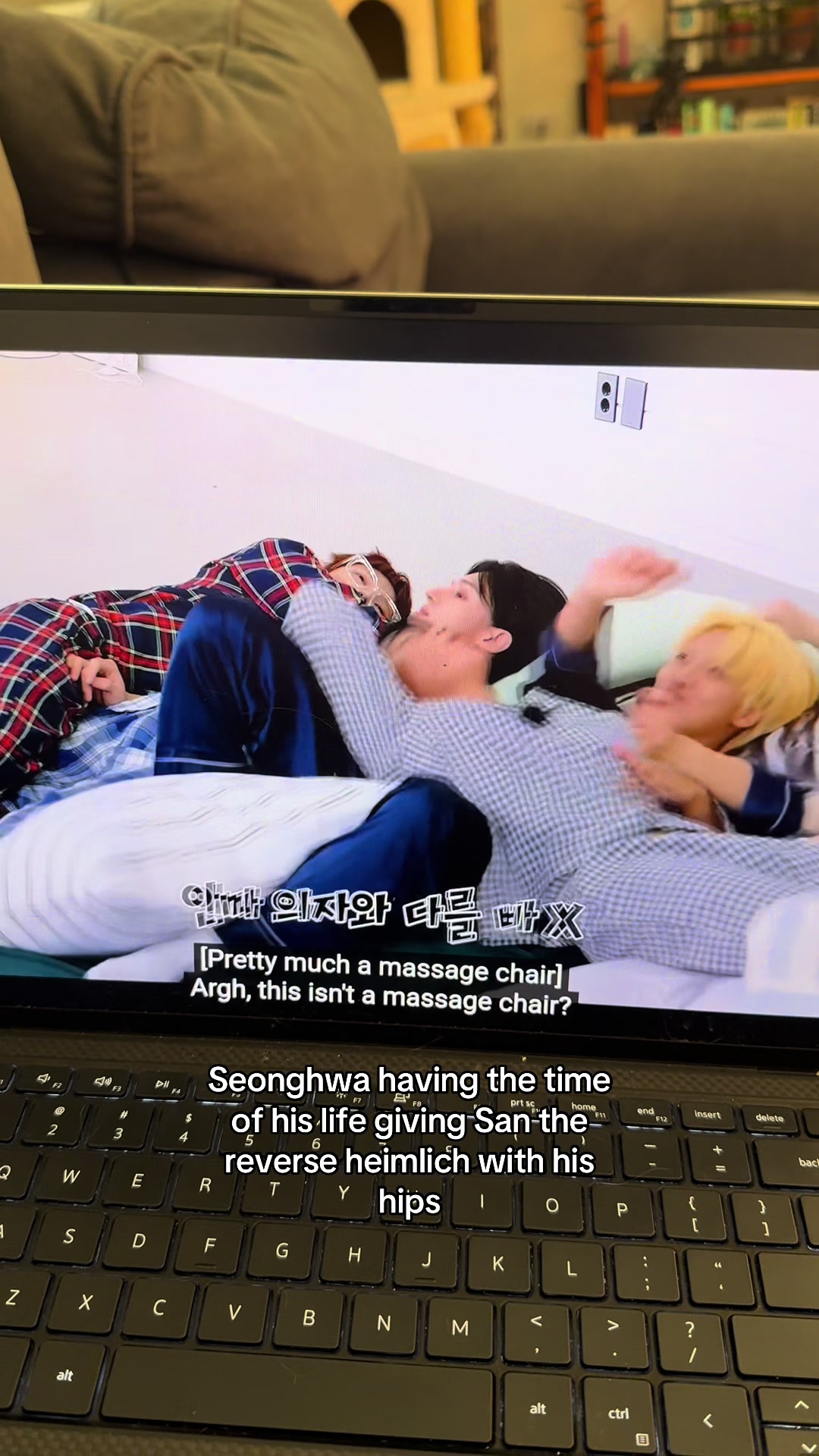 @Ella writes K-pop books