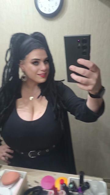 @Nadine Anna Ebanga Meyanga