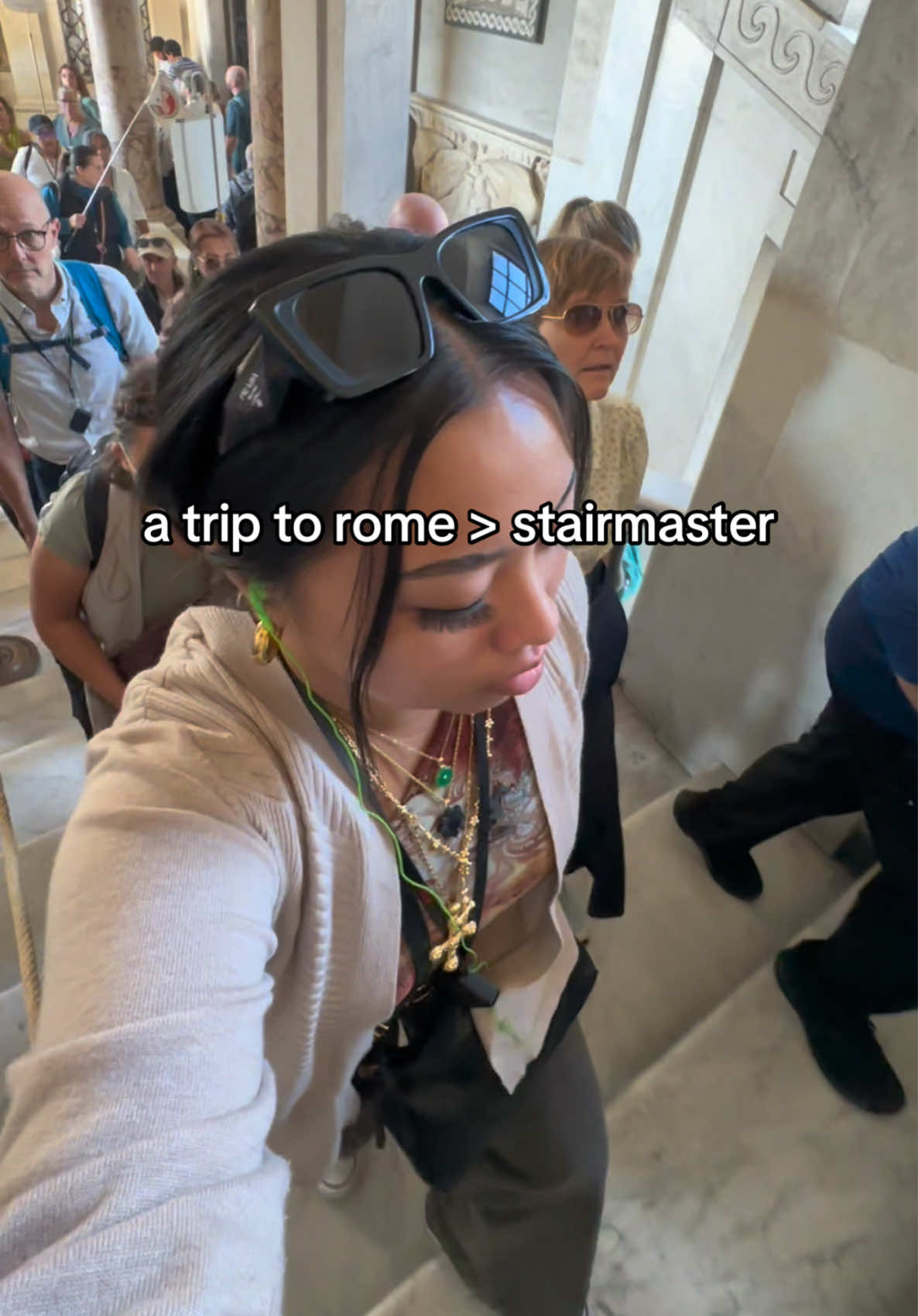 @versacericka