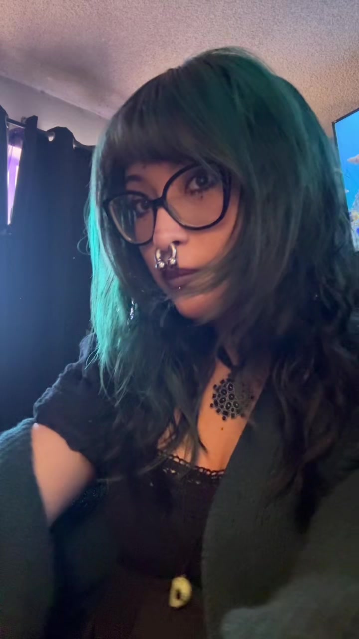 @Alexsis