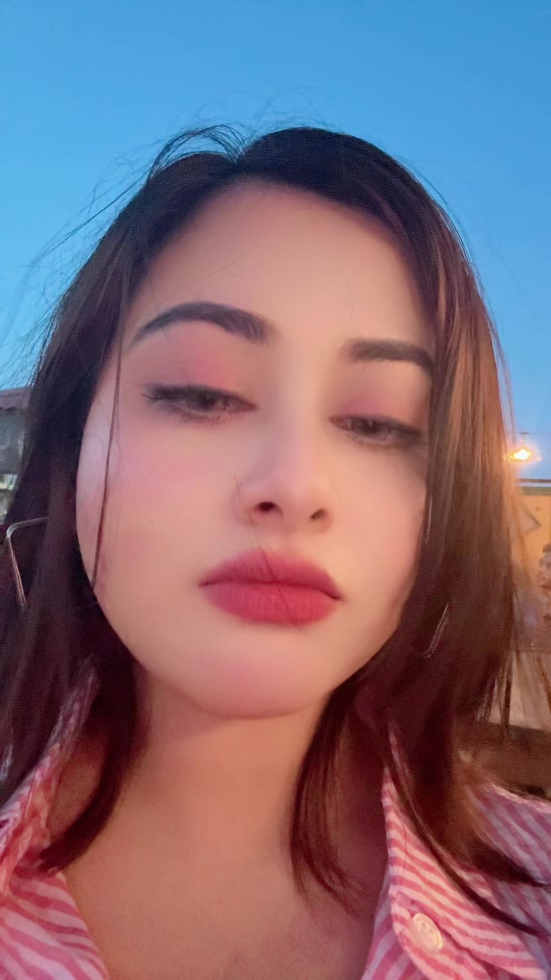 @Mo_ni