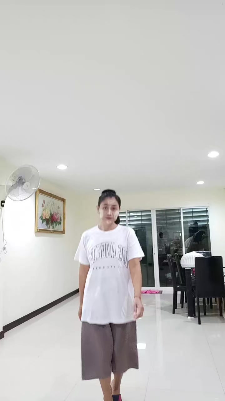 @စိတ်ထားဖြူထားဝယ်သူ🇲🇲အေးဆို