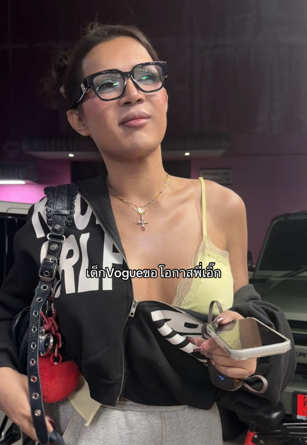 @เอมิ หมวยอินเตอร์