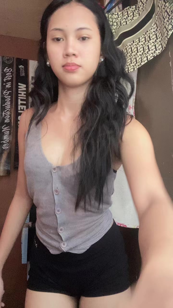 @kylie.forniaaa on ig